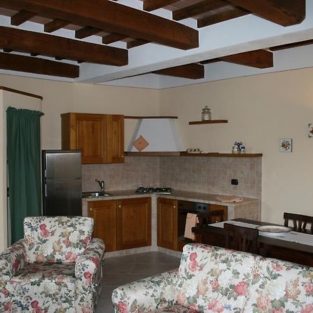Casa Vacanze San Francesco 반니 산 필리포 객실 사진
